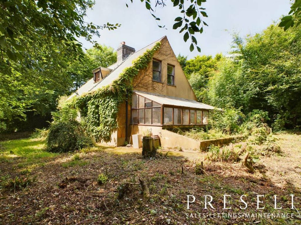 3 bed detached house for sale in Wolfscastle, Haverfordwest SA62, £