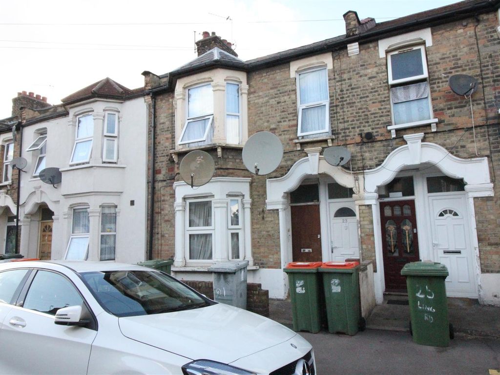 Ling Road, London E16  