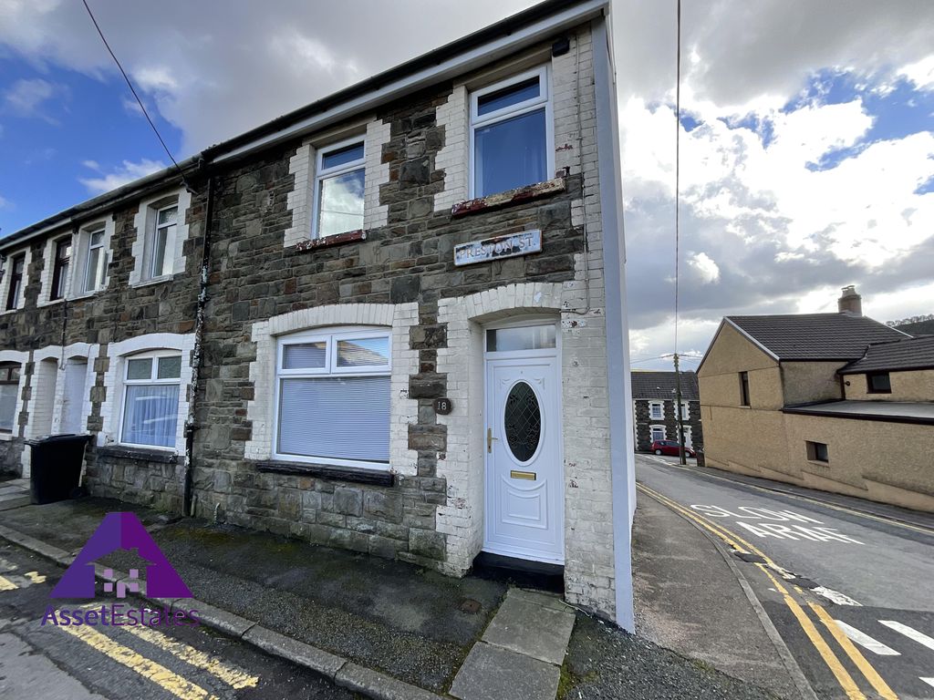 2 bed end terrace house to rent in Preston Street, Abertillery NP13
