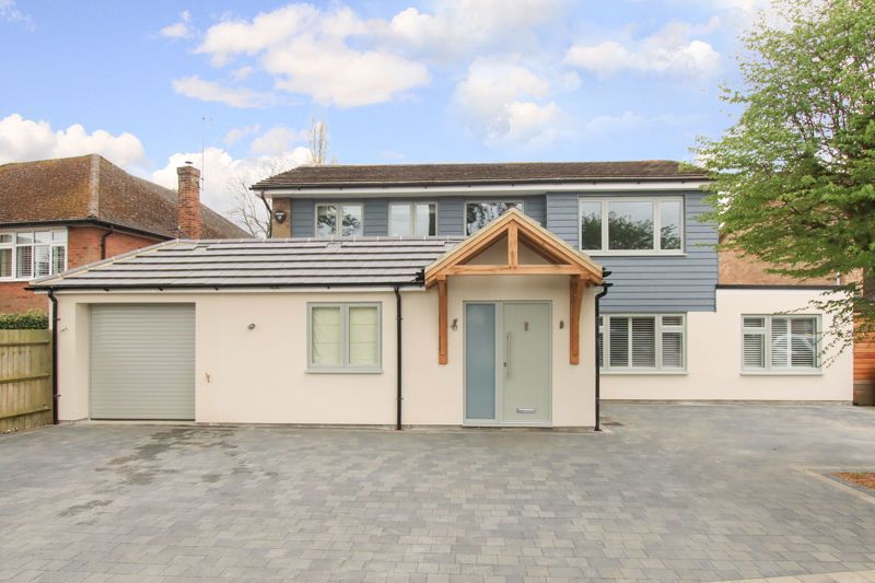 4 bed detached house for sale in Grove Road, Tring HP23 Zoopla
