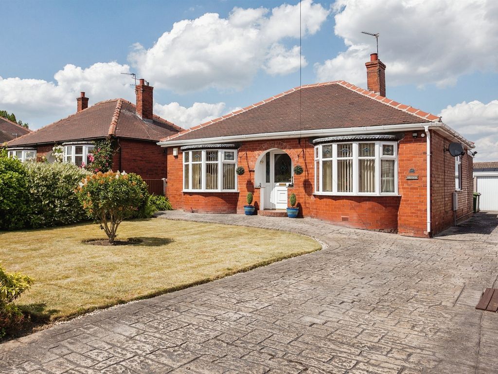 2 bed detached bungalow for sale in Broadowler Lane, Ossett WF5 Zoopla