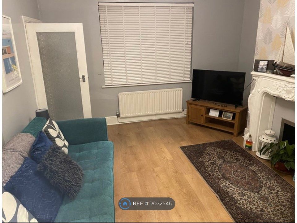 3 bed terraced house to rent in Pine Street, Langley Park, Durham DH7