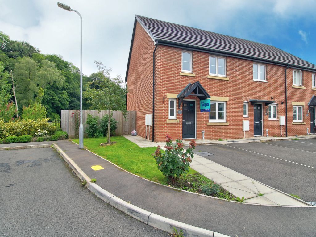 3 bed end terrace house for sale in Hoelion Grove, Rogerstone, Newport NP10 Zoopla