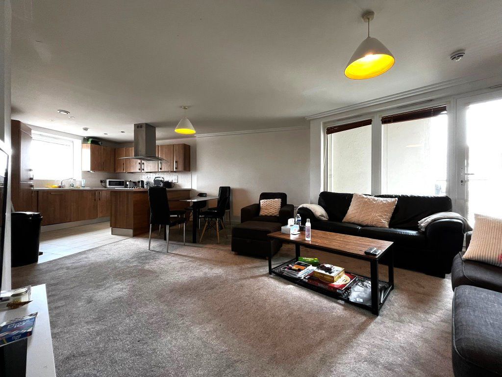 2 bed flat to rent in Fleet Street, Brighton BN1, £1,950 pcm Zoopla