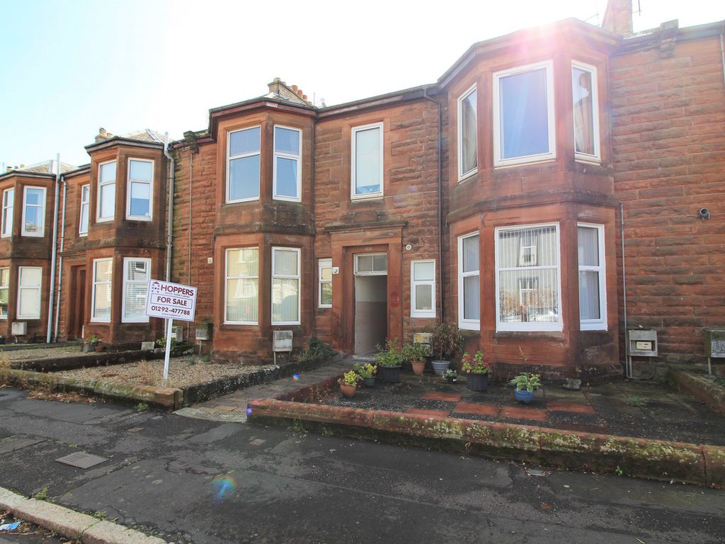 2 bed flat for sale in Welbeck Crescent, Troon KA10, £105,000 Zoopla
