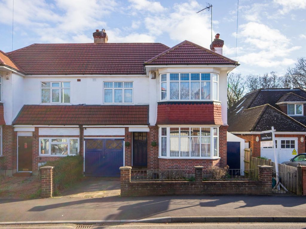 3 bed semidetached house for sale in Elm Avenue, Ruislip HA4 Zoopla
