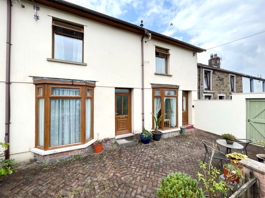 3 bed terraced house for sale in Bute Terrace, Aberdare, Mid