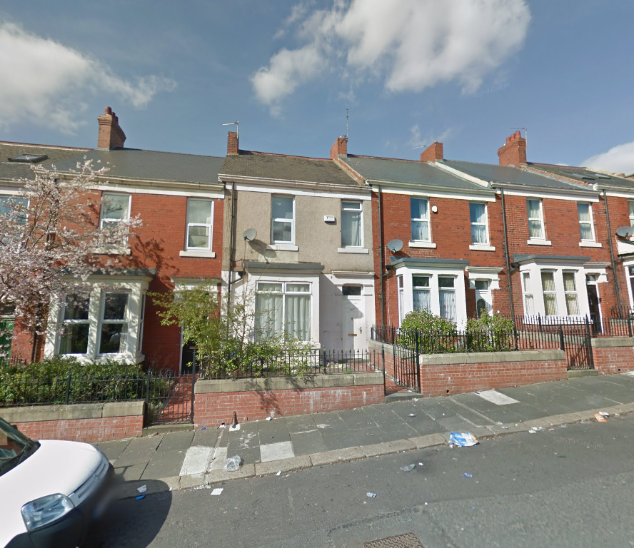 4 bed terraced house to rent in St. Johns Road, Elswick, Newcastle Upon