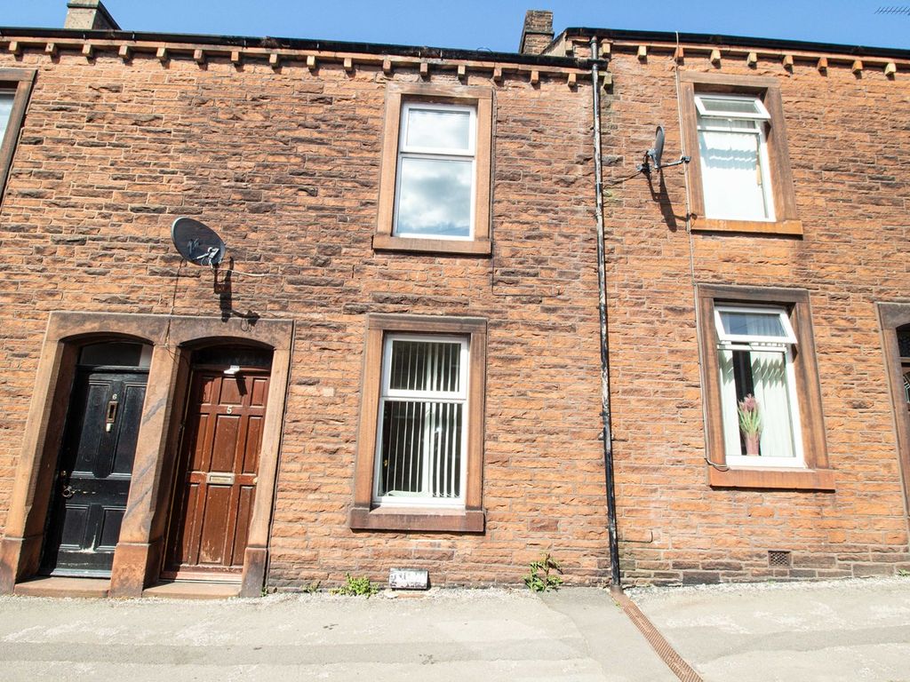 4 bed terraced house for sale in Mill Street, Penrith CA11 Zoopla