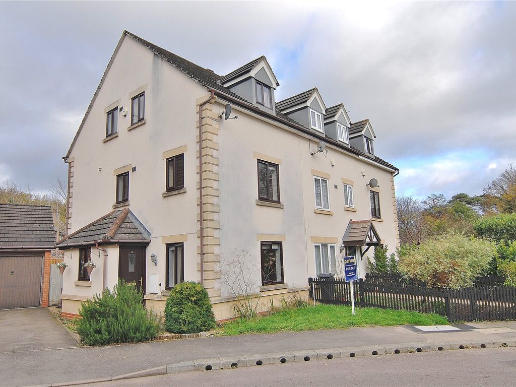4 bed end terrace house for sale in Court View, Stonehouse, Gloucestershire GL10 Zoopla