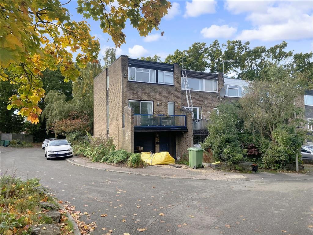 Tudor Court, Tunbridge Wells, Kent TN2  