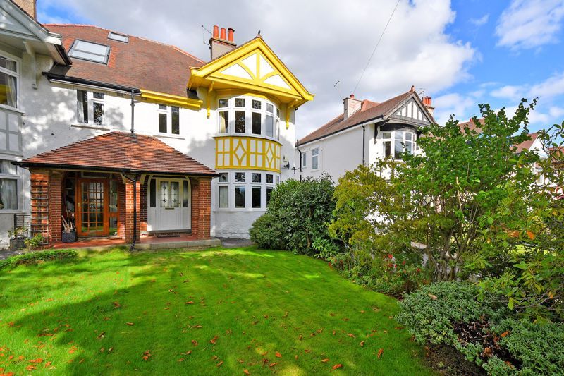 4 bed semidetached house for sale in Canterbury Avenue, Fulwood