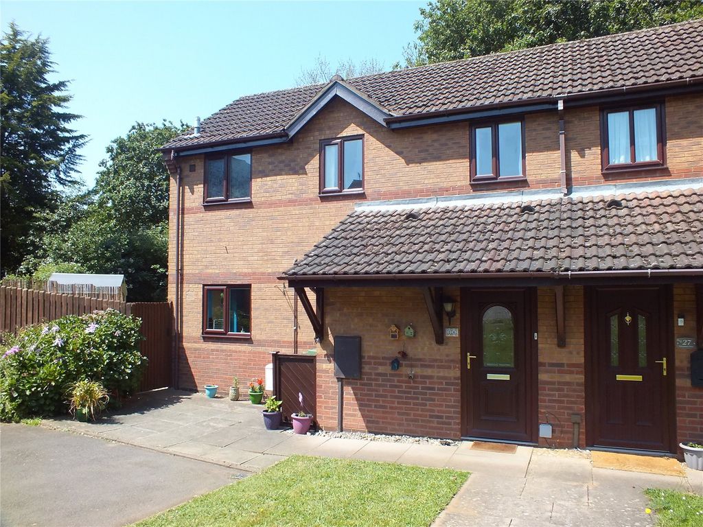 3 bed semidetached house for sale in Ericsson Close, Daventry