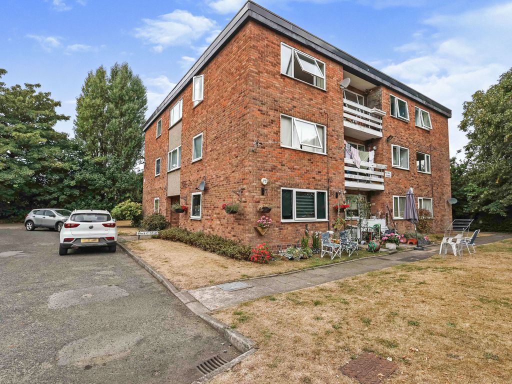 2 bed flat for sale in Kingsbury Road, Erdington, Birmingham B24 Zoopla