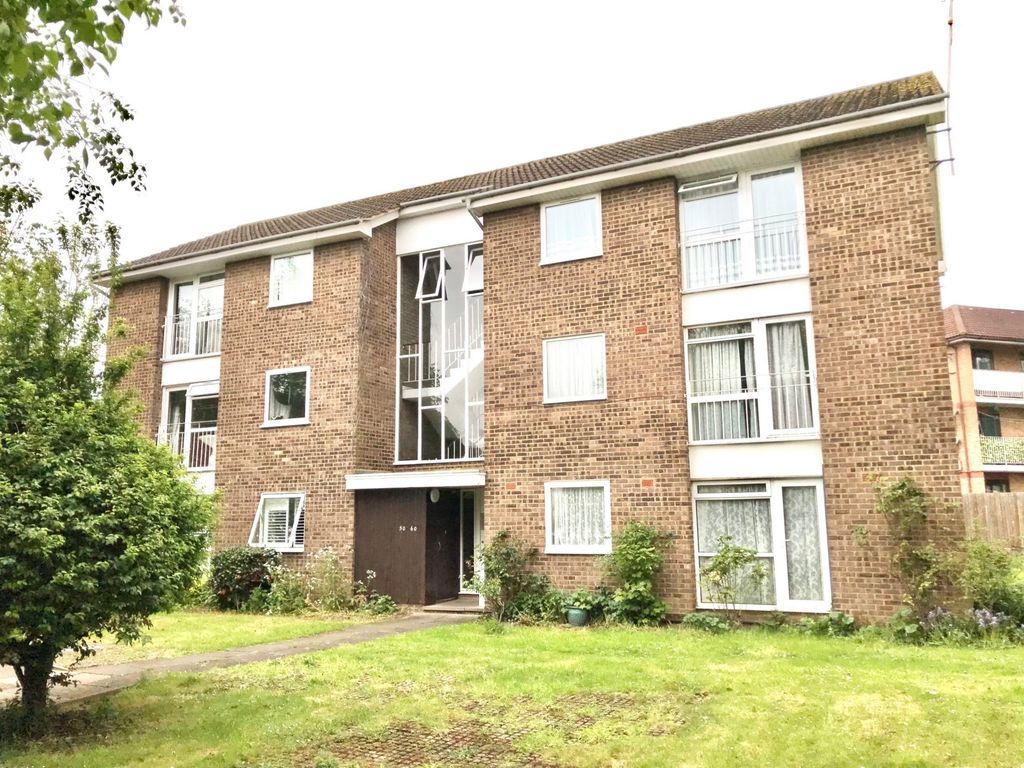 2 bed flat for sale in Lulworth Avenue, Wembley HA9, £309,950 Zoopla