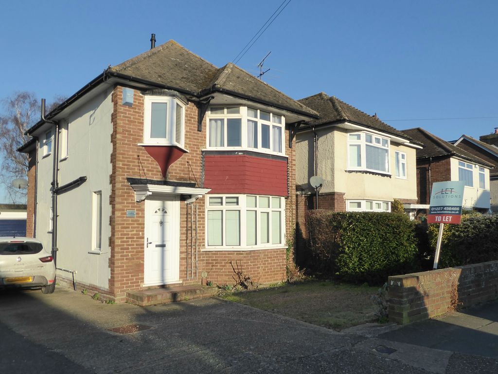 3 bed semidetached house to rent in Mount Road, Canterbury CT1, £1,500