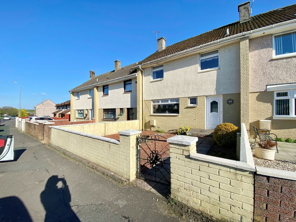 3 bed terraced house for sale in Glencraig Street, Drongan, Ayr