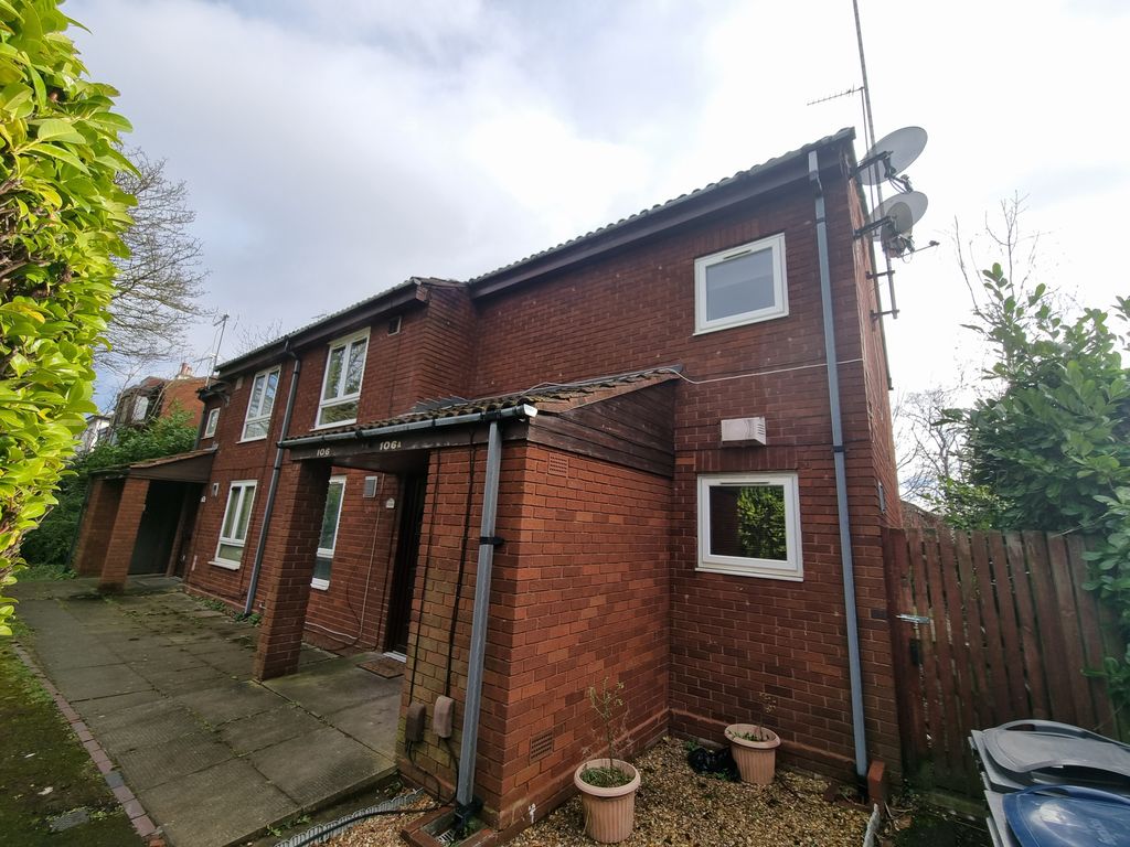 3 bed flat to rent in Bristol Road, Edgbaston B5, £1,350 pcm Zoopla