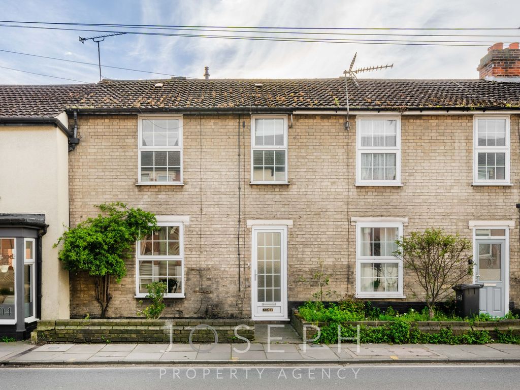3 bed terraced house for sale in Woodbridge Road, Ipswich IP4, £220,000
