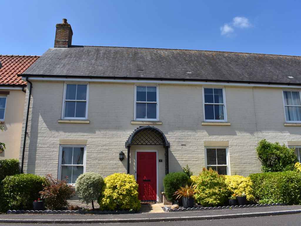 4 bed terraced house for sale in Bakers Field, Stalbridge, Sturminster