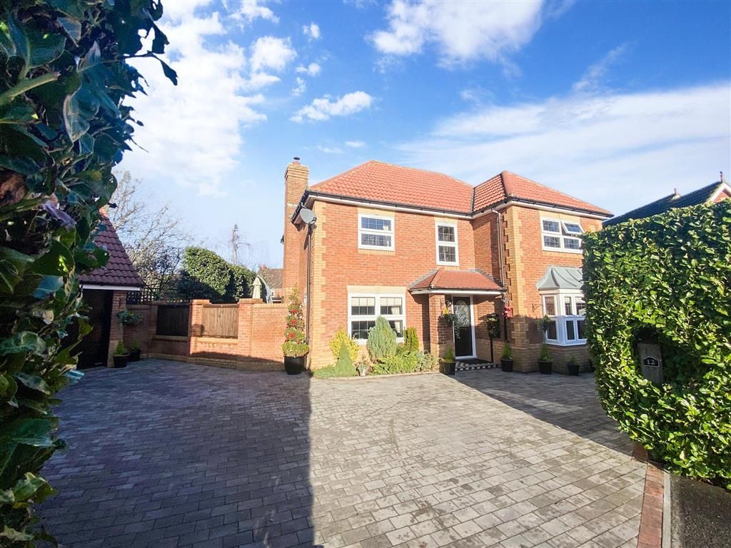 4 bed detached house for sale in Mitchell Road, Kings Hill, Kent ME19