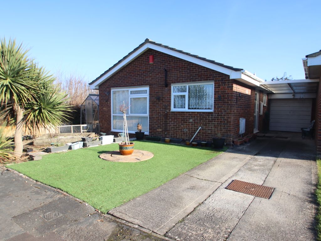 3 bed detached bungalow for sale in The Croft, Hutton, WestonSuper