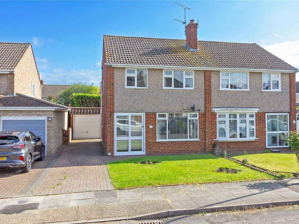 3 bed semidetached house for sale in Perth Gardens, Sittingbourne
