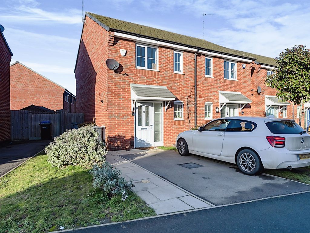 2 bed semidetached house for sale in Damselfly Road, Northampton NN4