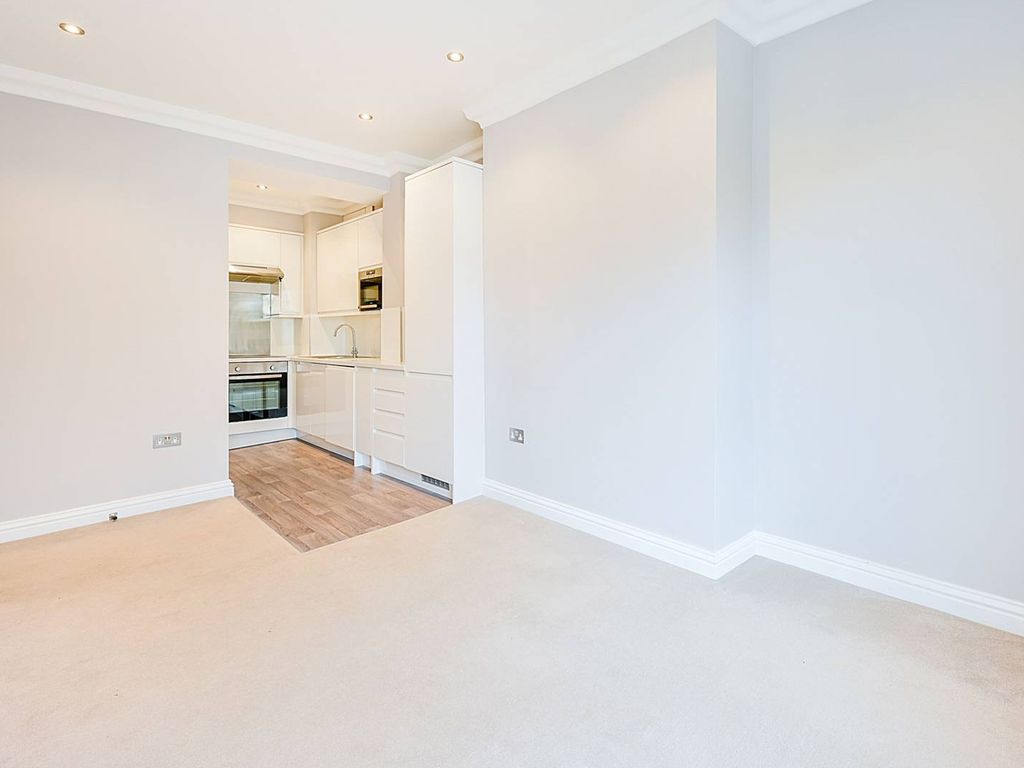 2 bed flat for sale in Godolphin Road, Shepherd's Bush, London W12 Zoopla
