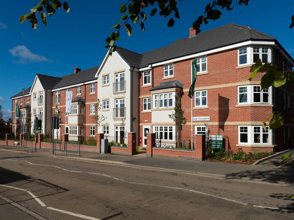 2 bed flat to rent in Westfield Road, Wellingborough NN8, £1,610 pcm