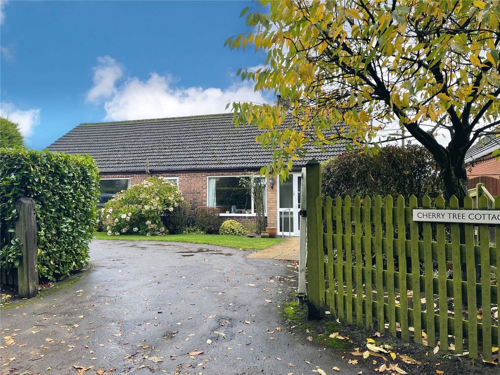 3 bed bungalow for sale in Gormans Lane, Colkirk, Fakenham NR21 Zoopla