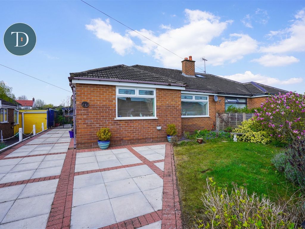 3 bed semidetached bungalow for sale in Highfield Road, Neston
