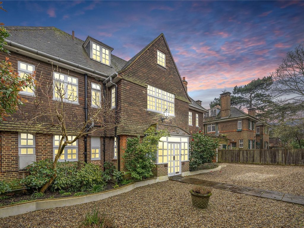 5 bed detached house for sale in Augustus Road, Southfields, London