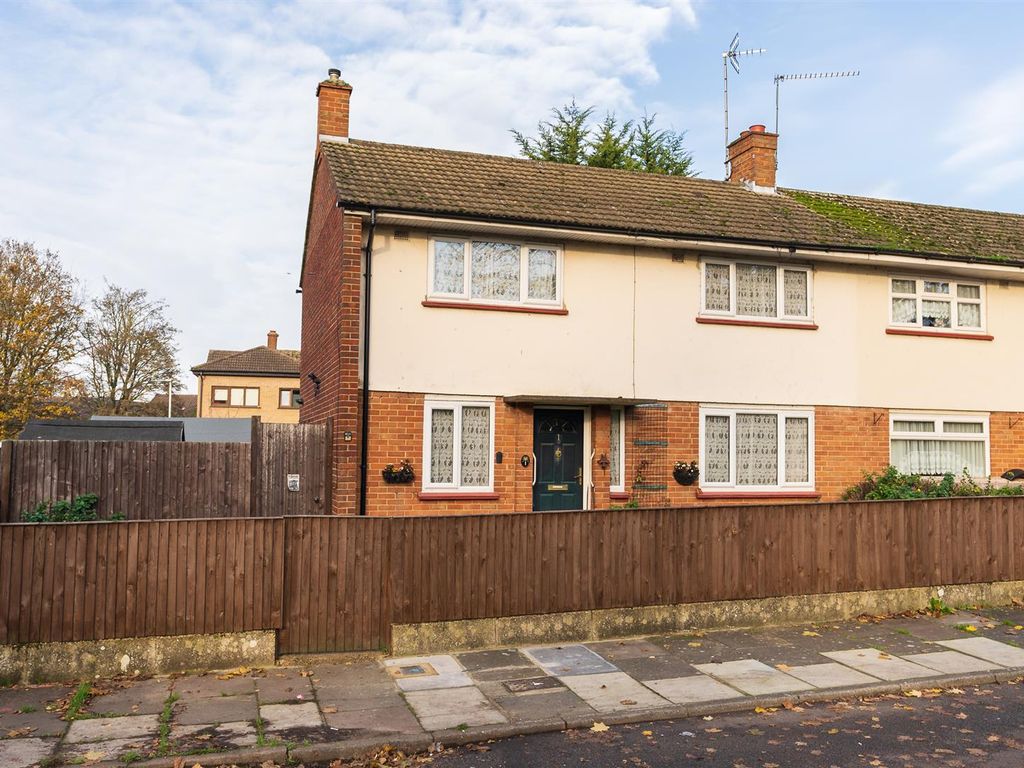 Little Benty, West Drayton UB7  