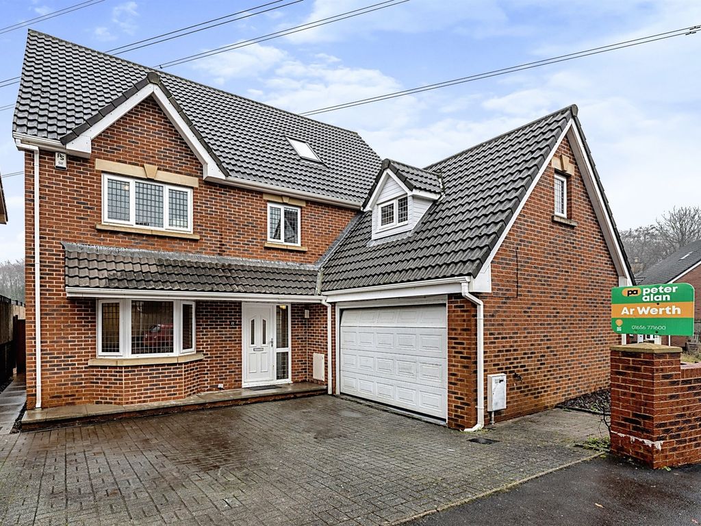 6 bed detached house for sale in Swn Yr Afon, Kenfig Hill, Bridgend