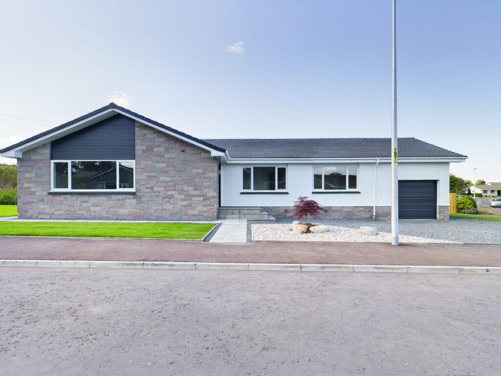 4 bed detached bungalow for sale in Scaut Hill, Symington, Biggar ML12 Zoopla