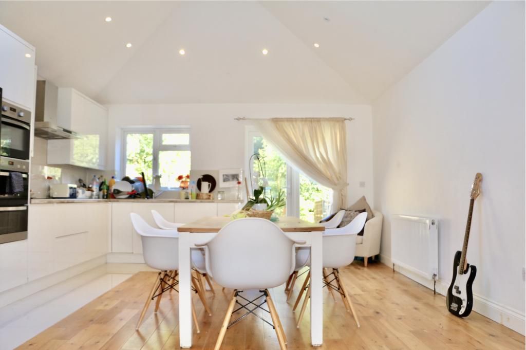 Room to rent in Greenford Road, Greenford UB6, Greenford,, £795 pcm