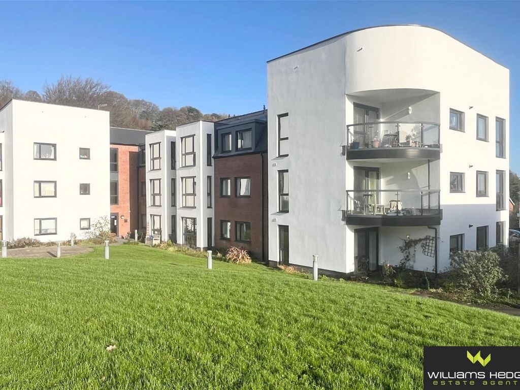 1 bed flat for sale in Hayes Road, Paignton TQ4, £112,000 Zoopla