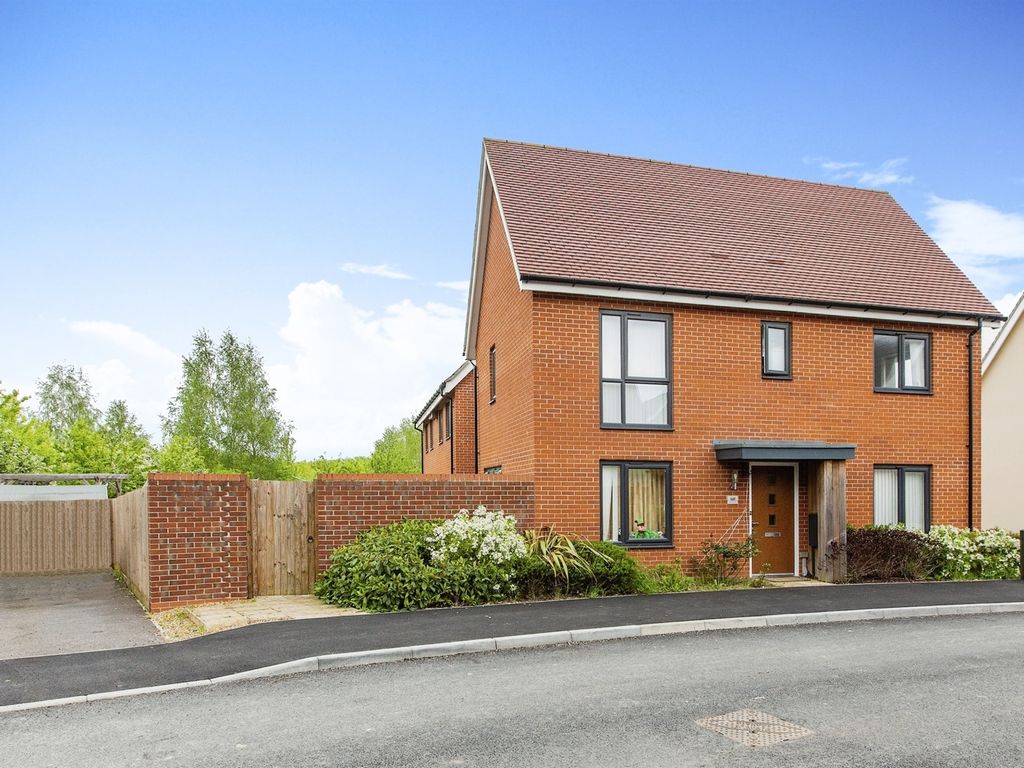 3 bed detached house for sale in Gladiator Road, Upper Cambourne