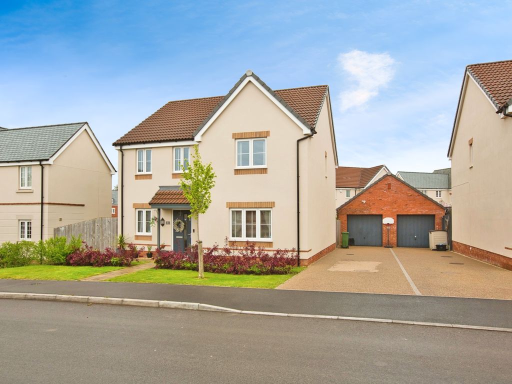 4 bed detached house for sale in Perrys Hill, West Coker Road, Yeovil