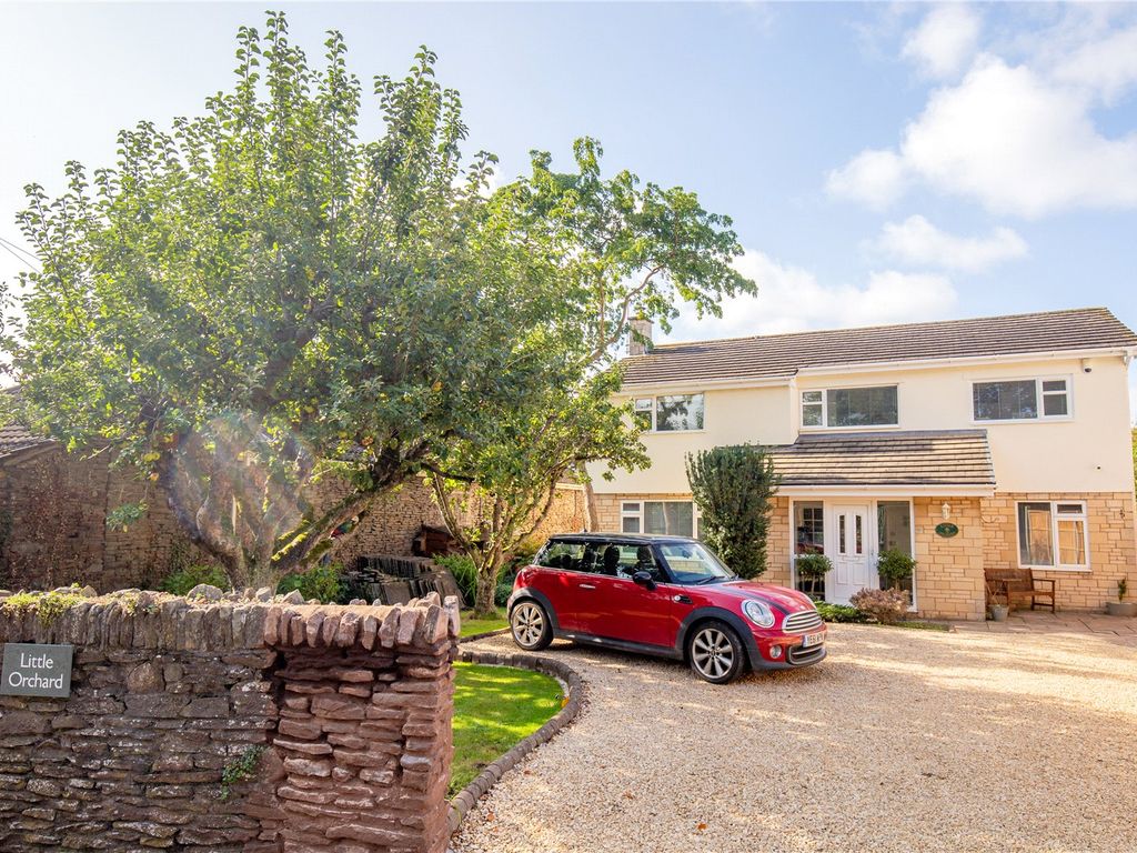 4 bed detached house for sale in Bristol Road, Hambrook, Bristol