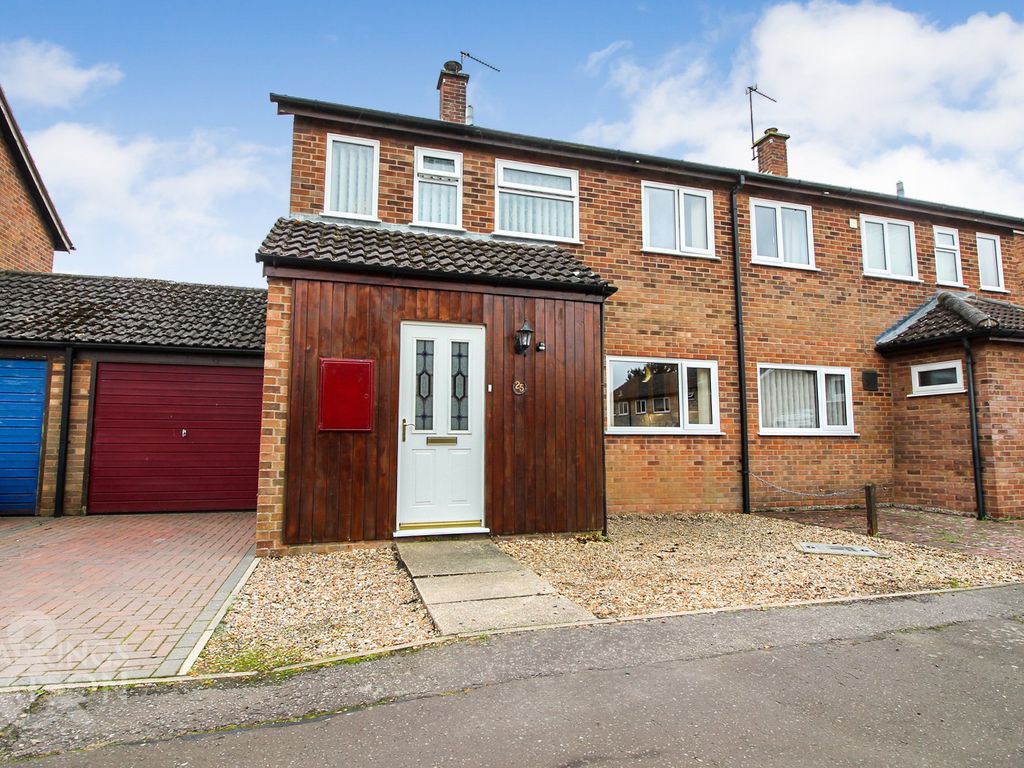 3 bed semidetached house for sale in Millside, Hales, Norwich NR14