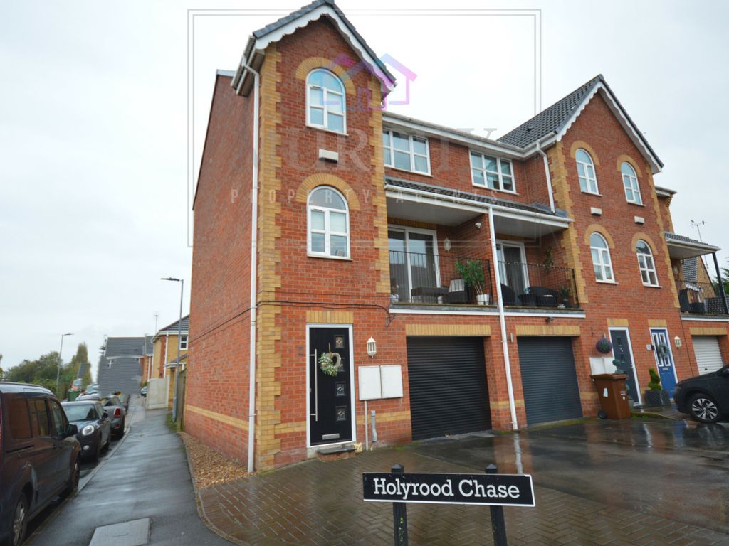 4 bed end terrace house for sale in Holyrood Chase, Castleford WF10, £