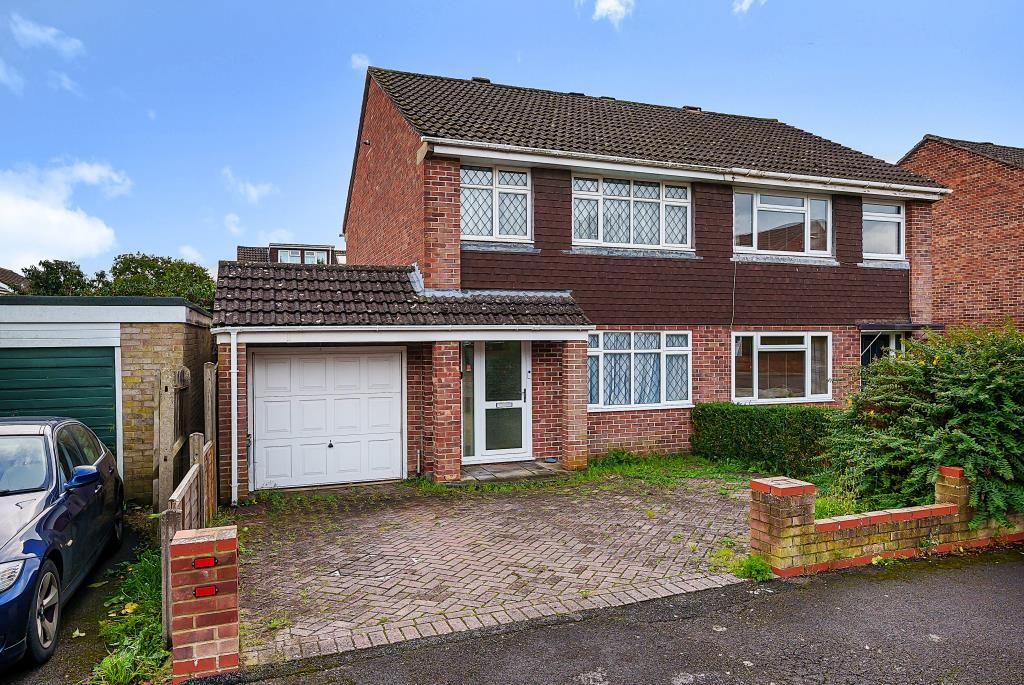 3 bed semidetached house for sale in Thatcham, Berkshire RG18, £