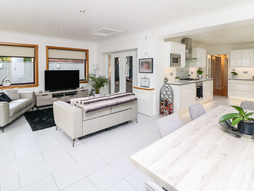 4 bed semidetached house for sale in Richmond Cottage, Redding Road