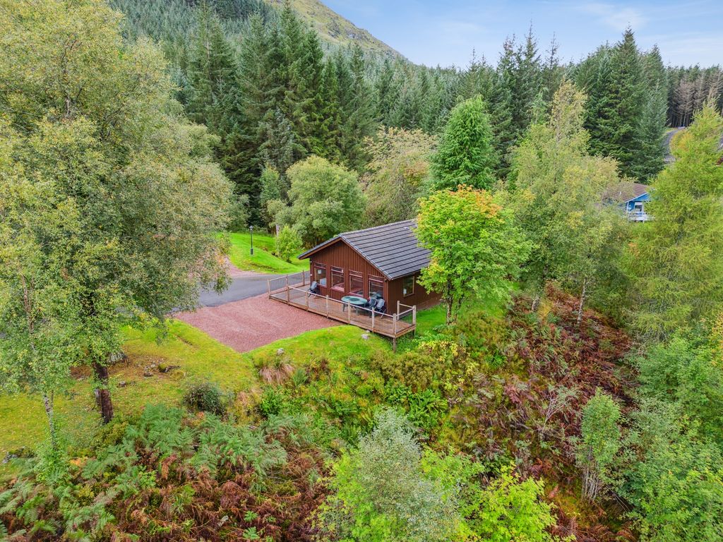 2 bed chalet for sale in Portnellan Estate, Crianlarich, Stirlingshire