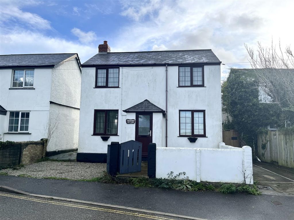3 bed cottage to rent in Trevowah Road, Crantock, Newquay TR8, £1,050