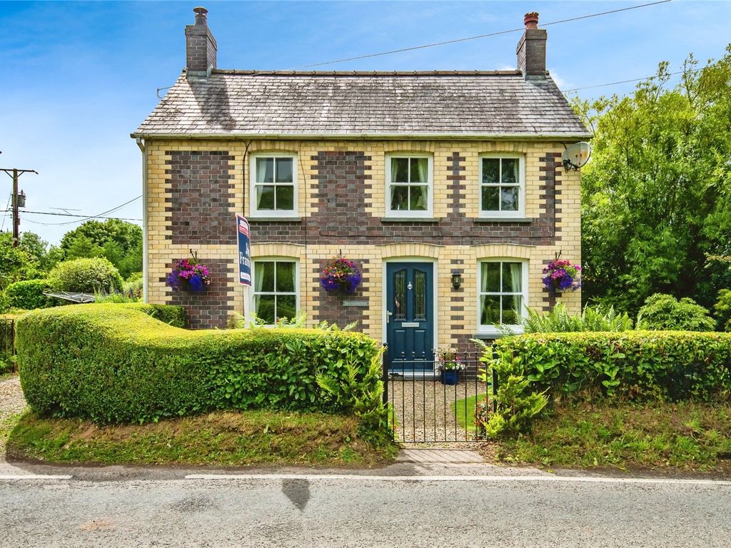 2 bed detached house for sale in Tynreithyn, Tregaron, Ceredigion SY25