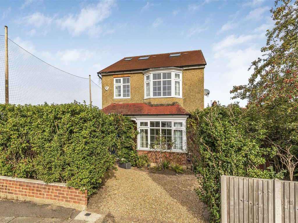 5 bed property for sale in Wessex Avenue, London SW19, £1,200,000 Zoopla