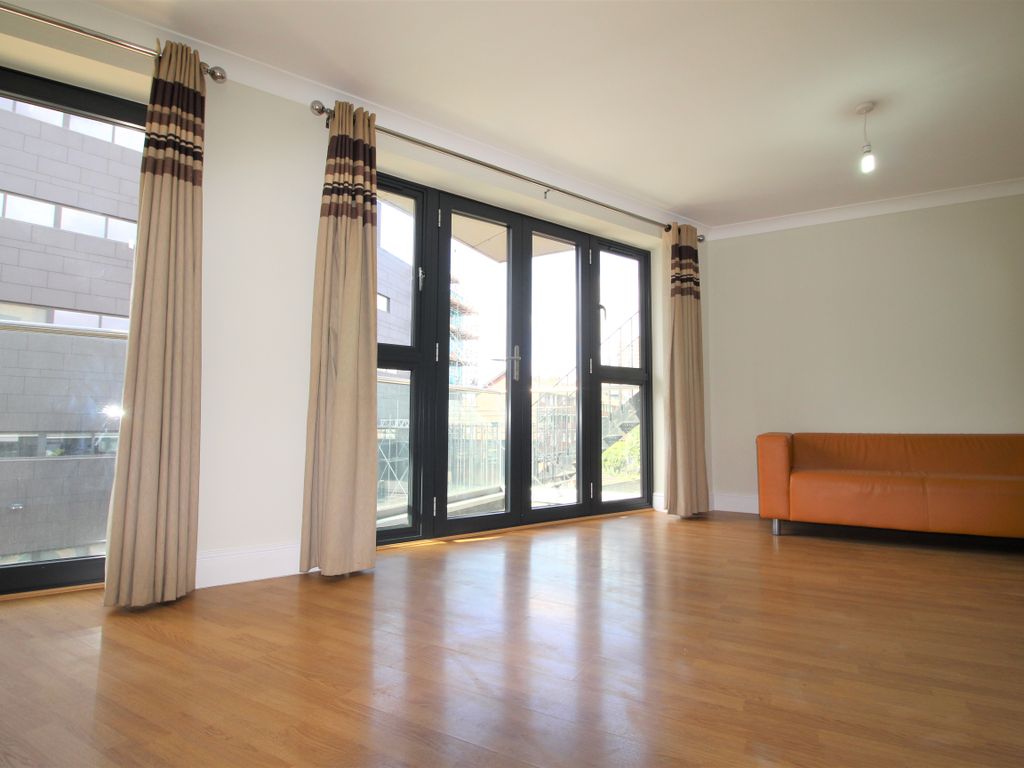 2 bed flat to rent in The Grove, Stratford, London E15 Zoopla